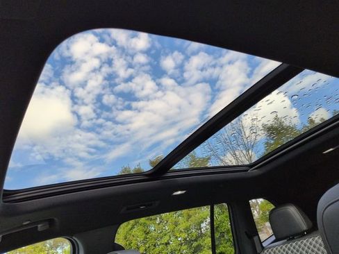 New 2026 GMC Acadia Denali w/ Super Cruise Package image 14