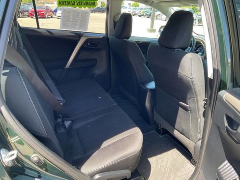 Used 2013 Toyota RAV4 XLE AWD/4WD image 33