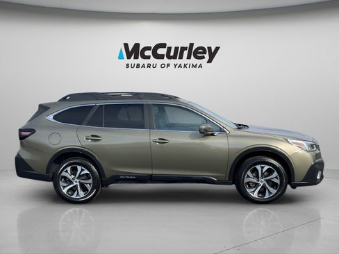 Used 2020 Subaru Outback Limited image 6