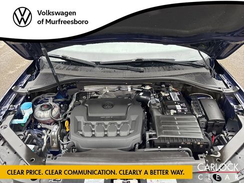 Certified 2023 Volkswagen Tiguan SE w/ Panoramic Sunroof Package image 14