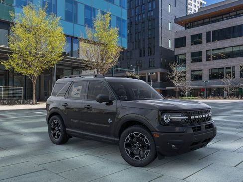 New 2026 Ford Bronco Sport Outer Banks w/ Outer Banks Tech Package+ AWD/4WD image 7