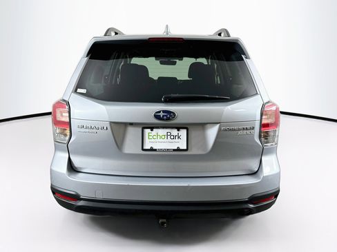 Used 2017 Subaru Forester 2.5i Premium AWD/4WD image 7