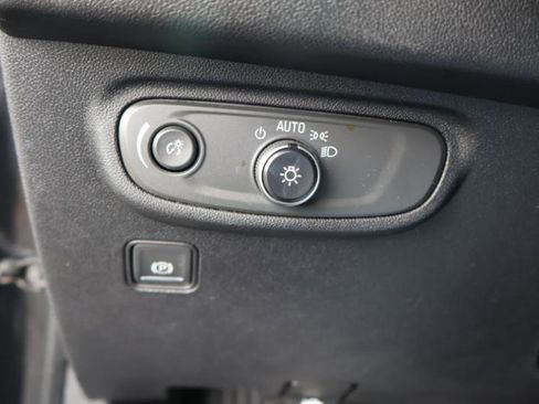 Used 2018 GMC Terrain SLE FWD image 15