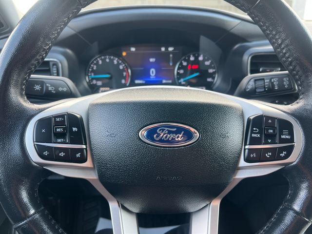 Used 2023 Ford Explorer XLT w/ Equipment Group 202A AWD/4WD image 24
