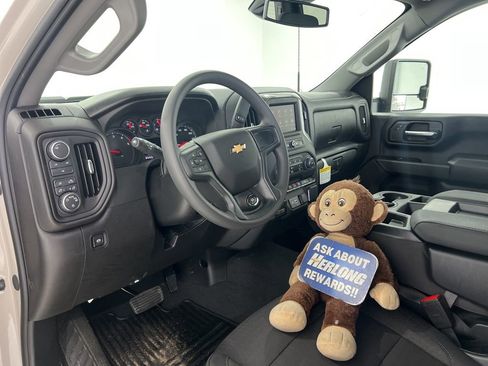 New 2026 Chevrolet Silverado 2500 Custom w/ Custom Value Package image 9