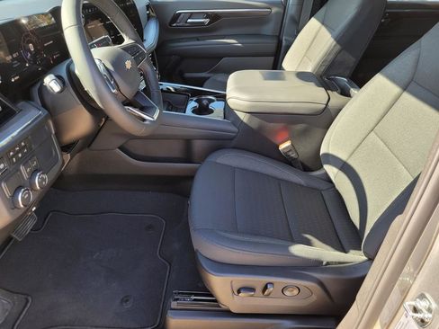 New 2026 Chevrolet Suburban LS w/ LPO, Dark Essentials Package image 15