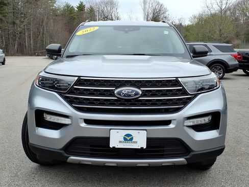 Used 2022 Ford Explorer XLT w/ Equipment Group 202A AWD/4WD image 7