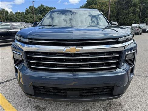 New 2026 Chevrolet Traverse LT w/ LPO, Floor Liner Package image 9