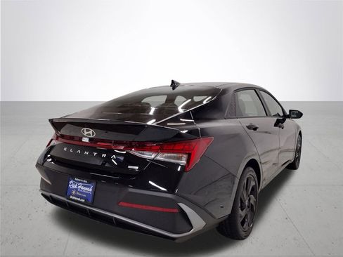 New 2026 Hyundai Elantra Sport FWD image 12