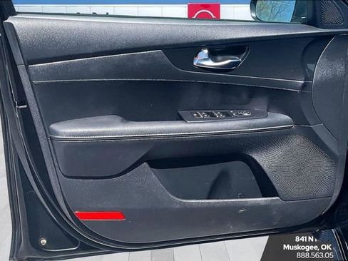 Used 2024 Kia Forte GT-Line FWD image 17