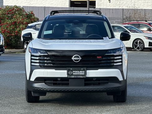 New 2026 Nissan Kicks SR w/ Cold Weather Package image 6