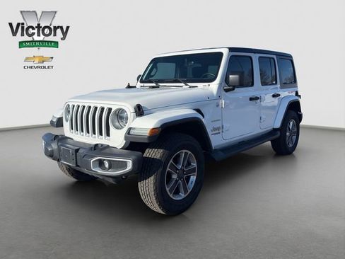 Used 2018 Jeep Wrangler Unlimited Sahara w/ Uconnect 4C Nav & Sound Group image 1