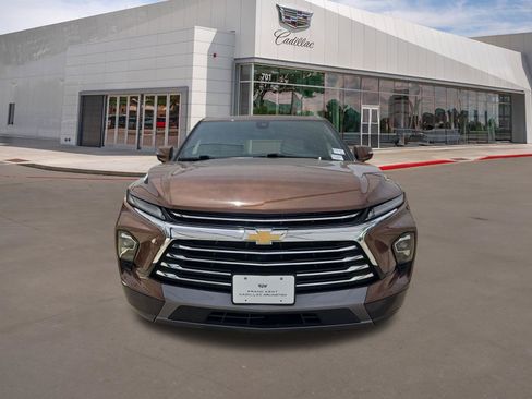 Used 2024 Chevrolet Blazer Premier w/ Enhanced Convenience Package AWD/4WD image 2