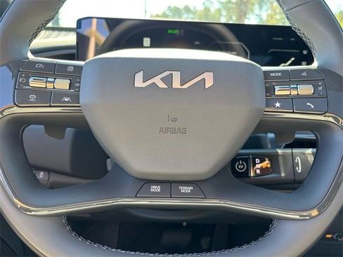 New 2026 Kia EV9 Land w/ Nightfall Edition Package image 22