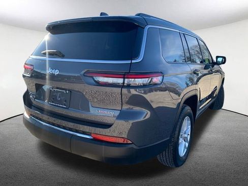 Used 2023 Jeep Grand Cherokee L Laredo image 16
