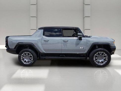 Certified 2025 GMC Hummer EV 3X AWD/4WD image 6