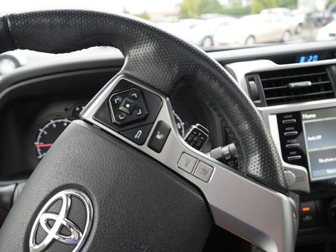 Used 2023 Toyota 4Runner SR5 Premium w/ Moonroof Package RWD image 28