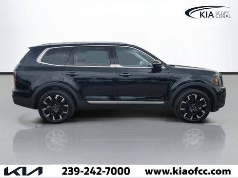 Certified 2024 Kia Telluride SX Prestige AWD/4WD image 3