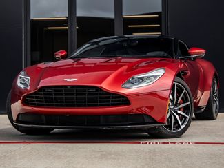 Used 2017 Aston Martin DB11 V12 RWD video 1