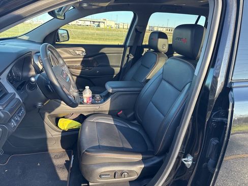 Used 2023 GMC Acadia AT4 w/ Technology Package image 5