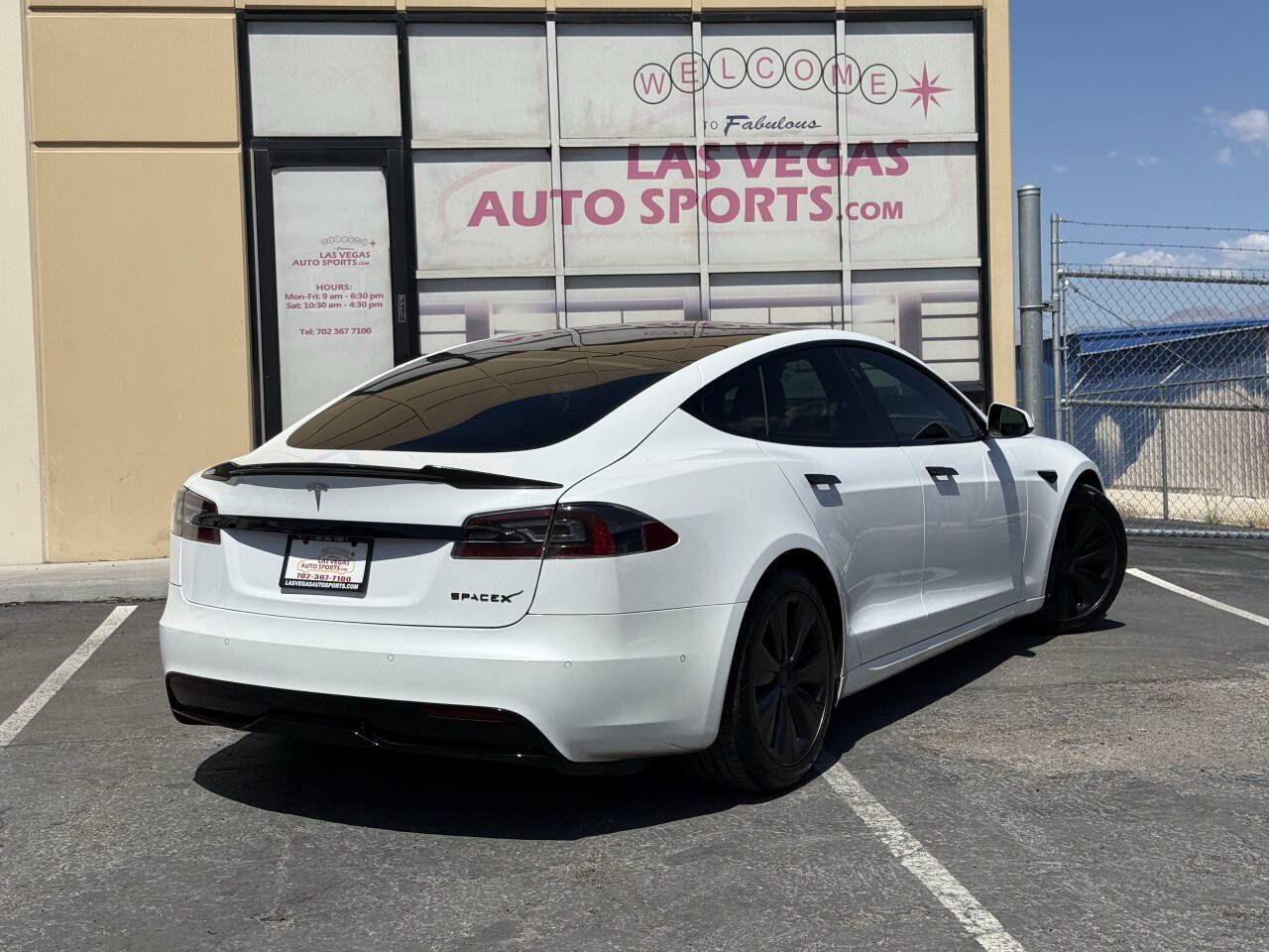 Used 2022 Tesla Model S AWD/4WD image 9
