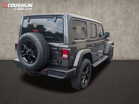 Used 2021 Jeep Wrangler Unlimited Sahara AWD/4WD image 7