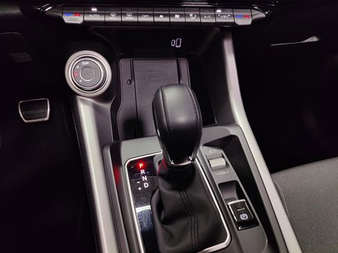 Used 2025 Alfa Romeo Tonale image 27