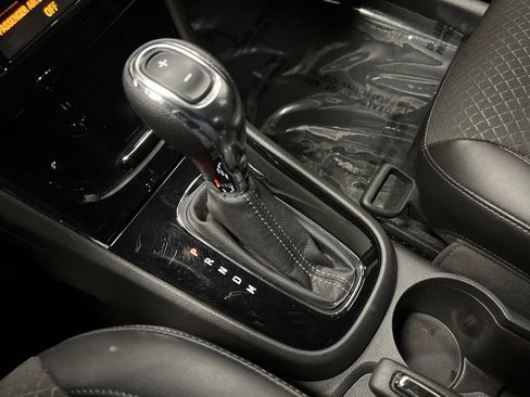 Used 2019 Buick Encore Preferred w/ Safety Package image 19