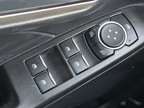 Used 2021 Ford Escape SE w/ Convenience Package image 16