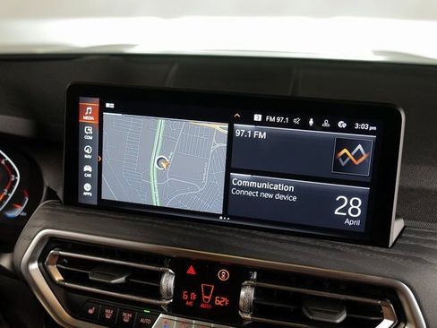Used 2025 BMW X4 xDrive30i w/ Premium Package AWD/4WD image 17