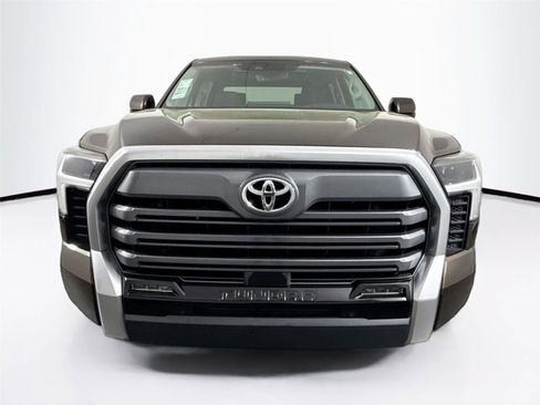 Used 2023 Toyota Tundra Limited w/ Power Package AWD/4WD image 9