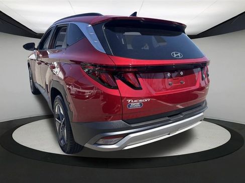 Certified 2025 Hyundai Tucson SEL AWD/4WD image 10