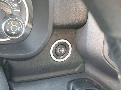 Used 2022 RAM 2500 Tradesman image 18