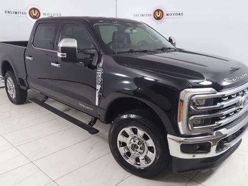 Used 2023 Ford F250 Lariat w/ Lariat Ultimate Package AWD/4WD image 17