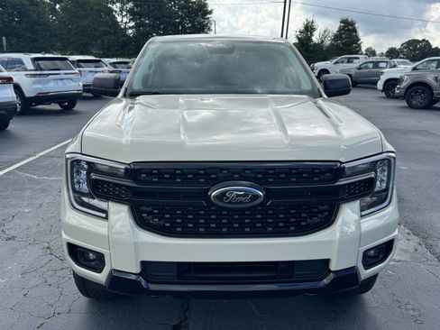 Used 2025 Ford Ranger XLT w/ Equipment Group 301A High AWD/4WD image 3