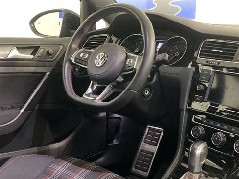 Used 2021 Volkswagen GTI S image 10
