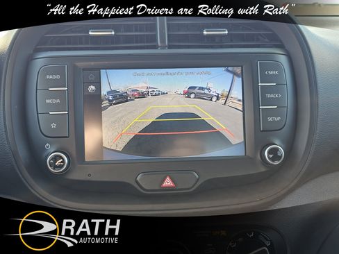 Used 2023 Kia Soul LX image 15