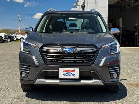 Used 2023 Subaru Forester Touring AWD/4WD image 8