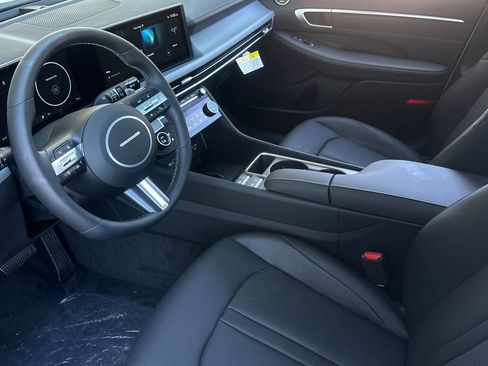 New 2025 Hyundai Sonata Limited image 10