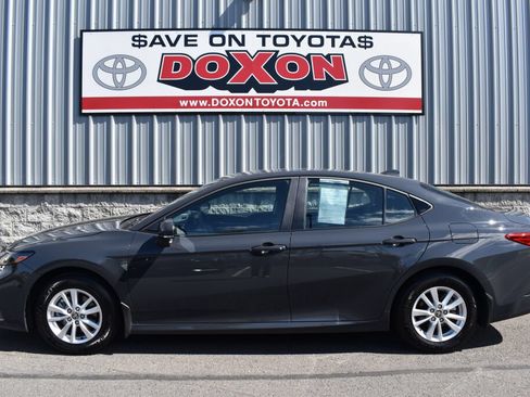 Used 2026 Toyota Camry LE w/ Convenience Package AWD/4WD image 4