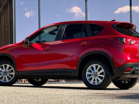 Used 2016 MAZDA CX-5 Touring image 6