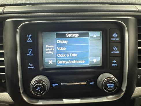 Used 2015 RAM 1500 Express RWD image 36
