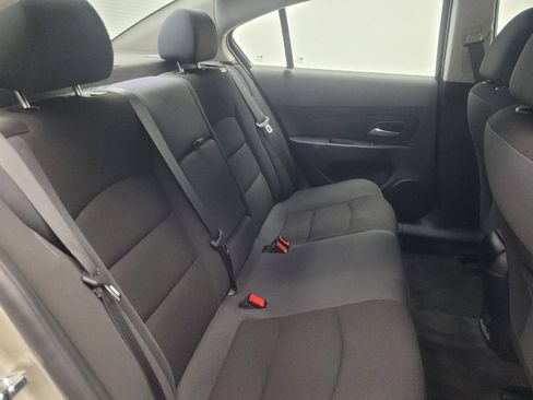 Used 2016 Chevrolet Cruze LT image 19