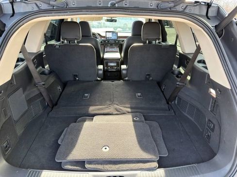 Used 2023 Lincoln Aviator Reserve w/ Equipment Group 201A image 55