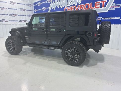 Used 2014 Jeep Wrangler Unlimited Sahara w/ Connectivity Group image 3