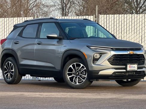 New 2026 Chevrolet TrailBlazer LT w/ Convenience Package FWD image 2