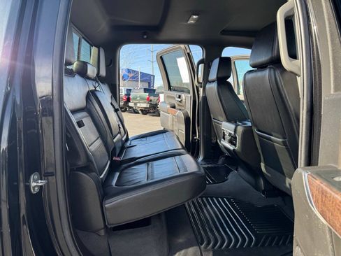 Used 2023 GMC Sierra 2500 Denali w/ Denali Ultimate Package AWD/4WD image 33