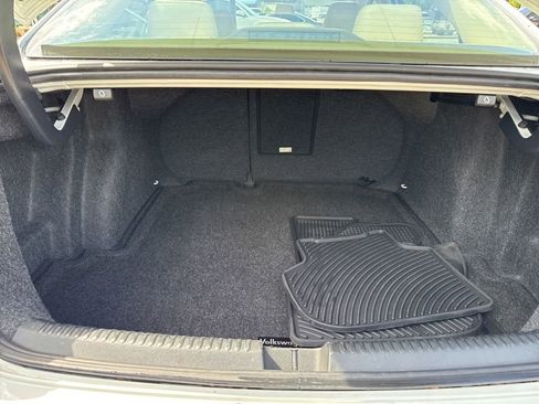 Used 2014 Volkswagen Jetta SE FWD image 24