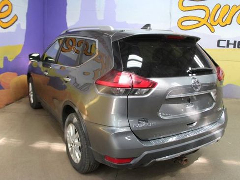 Used 2018 Nissan Rogue SV AWD/4WD image 6