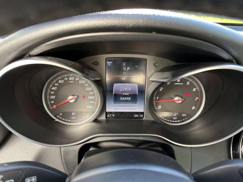 Used 2017 Mercedes-Benz GLC 300 4MATIC image 16